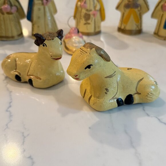 Nativity Scene Set - Mexican Tonala Yellow Style - Picture 5 of 9